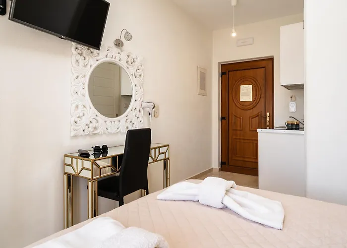 Eclipse Naxos Lägenhetshotell 3*