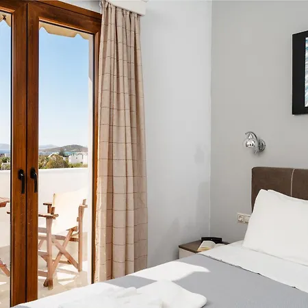 Eclipse Naxos Ξενοδοχείο με διαμερίσματα Αγία Άννα