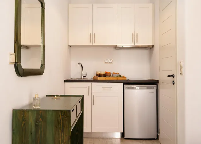 Eclipse Naxos Aparthotel 3*